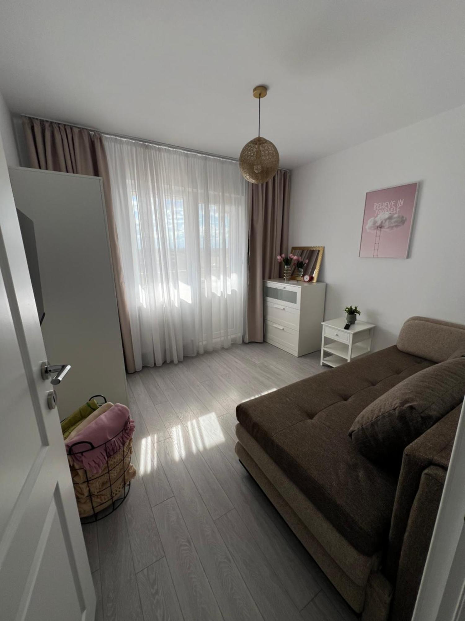 Oxana Apartments - 3 Camere - Timisoara Ngoại thất bức ảnh